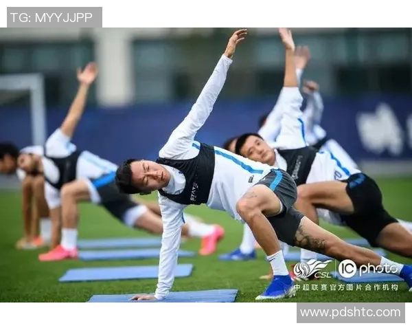 科学足球心理素质训练方法探索提升运动员竞技表现与心理韧性 科学足球心理素质训练方法探索提升运动员竞技表现与心理韧性