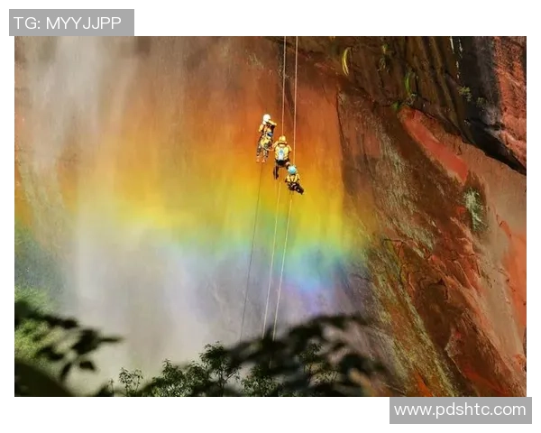 攀岩巨献：探秘杭州攀岩队的力量